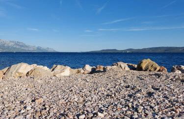 Graceful LJUPKA GETAWAY by the sea - Lokva Rogoznica, Omiš - Foto 7