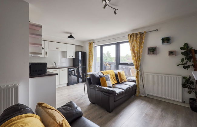 Host Stay London Avenue - Photo 1