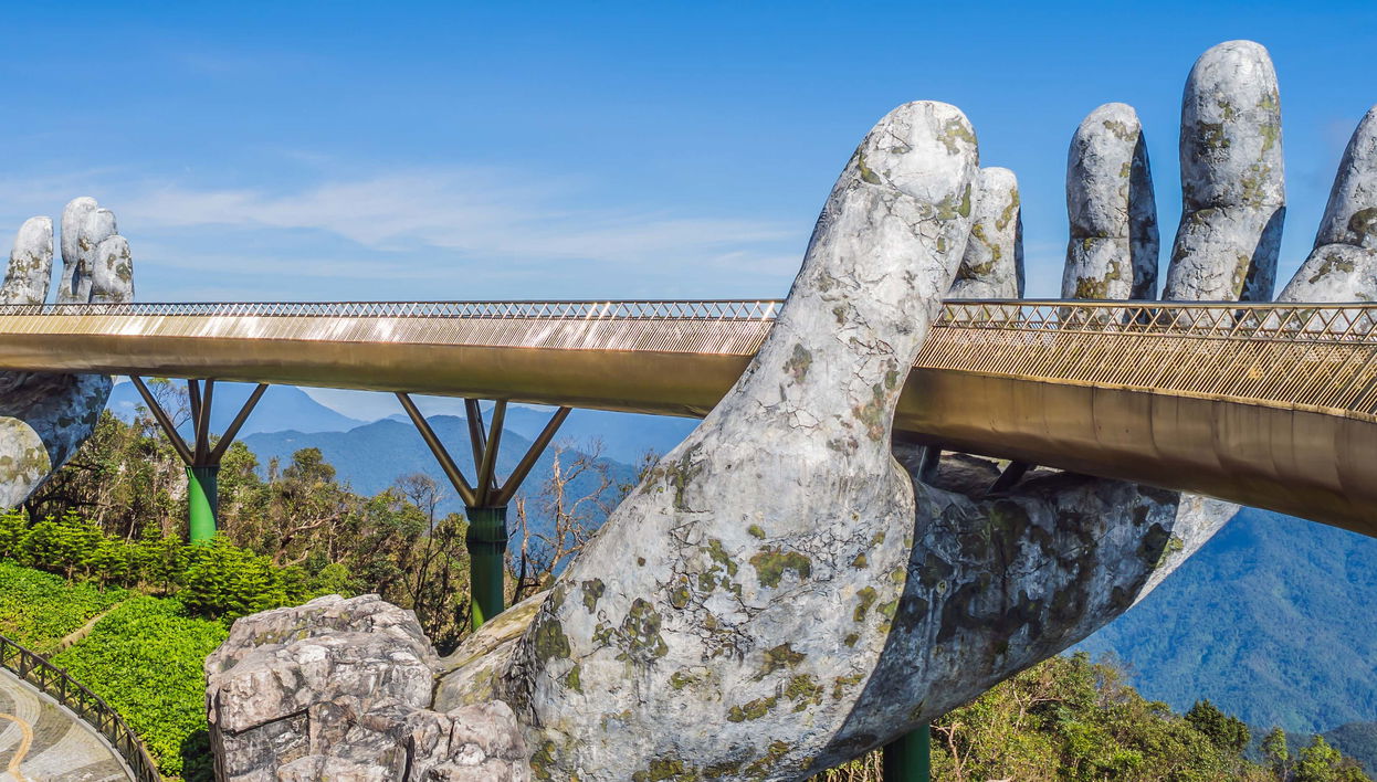 Excursão à Colina de Ba Na e Ponte Dourada