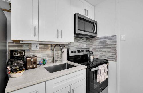 Beach Front Condo Paradise. Ground Floor.Studio. - Foto 37