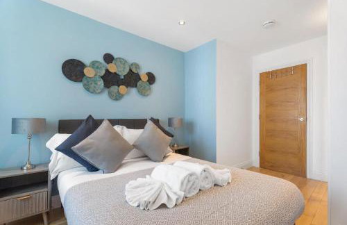 Modern 2 Bedroom 2 Bathroom Apartment With Balcony Near Shoreditch Sleeps 6 - Foto 19