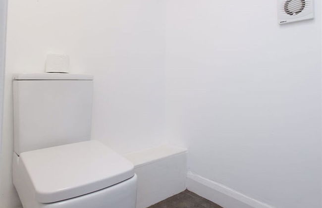 Shaftesbury Apartments - Photo 14