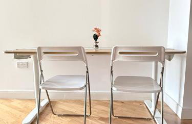 Modern 1-Bed Altolusso Flat - FREE Secure Parking - Cardiff City Centre - Foto 19