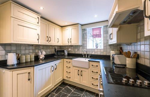 Low Cottage - Photo 16