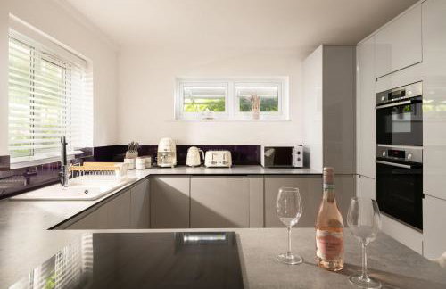 Seahaven in Sandbanks with Private Hot Tub - Photo 26