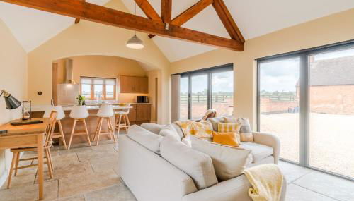 Swifts Retreat - Photo 3