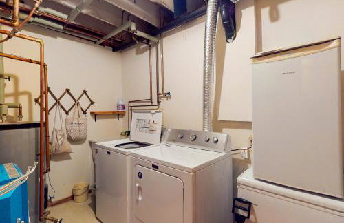 Lakefront Haven - Photo 33