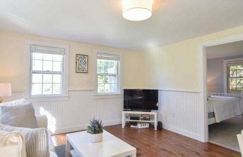 Pristine Multi-Family Home w Barn Game Room - Foto 29