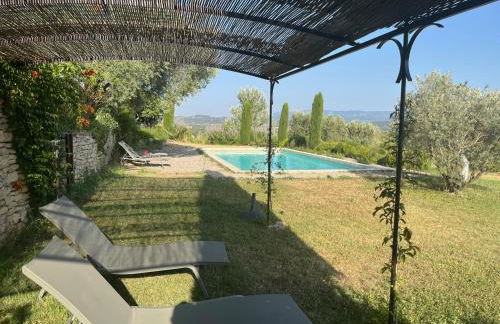 In Gordes, facing the entire Luberon Park a beautiful 5 bedrooms house - Photo 40