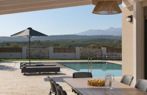 CaMa Villa, Pool, Landmark Views & Iconic Design, By ThinkVilla - Foto 49