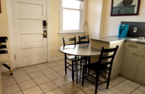 Cozy 1 Bed by the Lake park - Foto 13