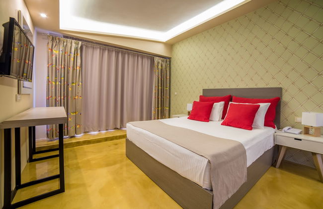 Koukounaria Hotel & Suites - Photo 34