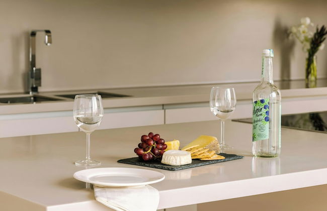 Sonder by Marriott Bonvoy JBR The Walk Apartments - Photo 35