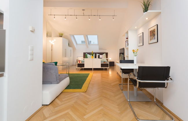 Jupiter Apartment Esslinggasse - Photo 8