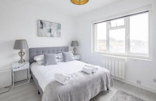 Lovely 2 bedroom apartment - ideal location - Photo 14