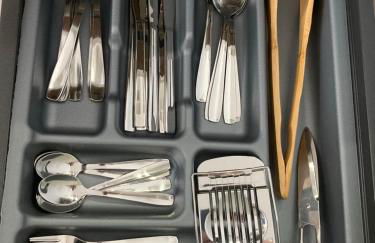 La Manga km 0, pisos estudios - planta baja - 100m de la playa - studio flats - ground floor - 100m from the beach, cada con bicis & tabla SUP, piscina & pádel & tenis & más - each with bikes & SUP board, pool & paddle & tennis & more - Foto 25