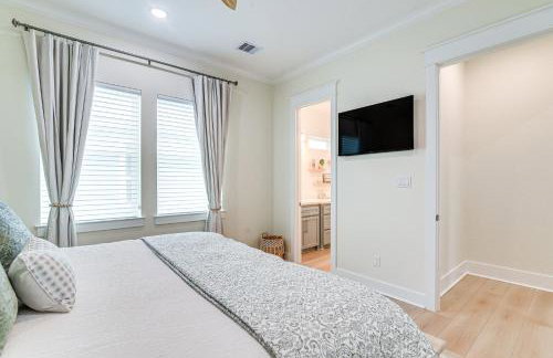 Walk to Beach Galveston Gem with Pool Access - Foto 13