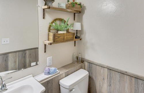 On 17-Acre Lot with Barn and Patio Rural Aztec Home - Foto 18