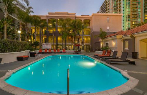 Marina Del Rey Apartment with Resort Amenities - Short Distance To Venice Beach - Photo 3