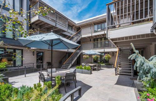 1 Block to Gondola Updated Top-Floor 2BR 2BA - Foto 34