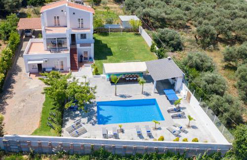 Myrto Villa heated pool - Foto 34