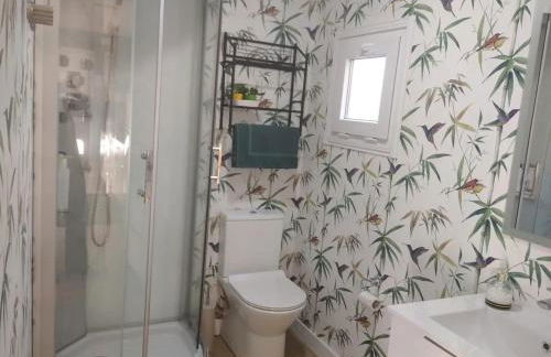 Charming House in Parada with Large Garden - Foto 31