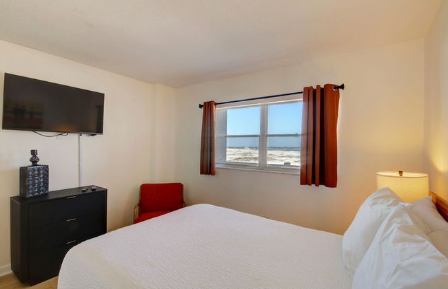 447 El Matador 2 Bedroom Condo by RedAwning - Photo 6