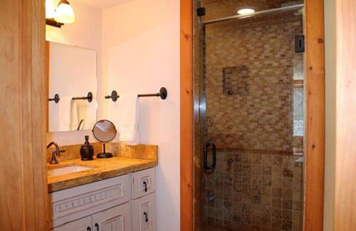 The Kresge Kabin - Authentic Grand Log Cabin. - Foto 21