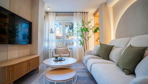 WOW APARTAMENTOS VALLADOLID - Photo 2