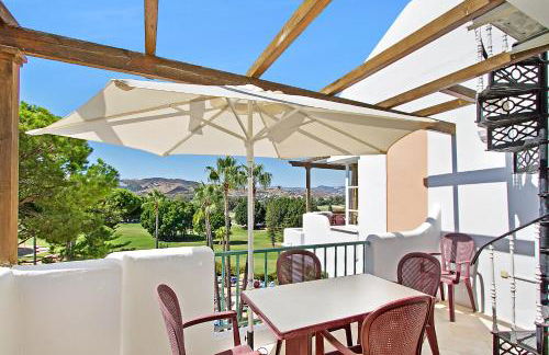 Matchroom Country Club Resort - Photo 9