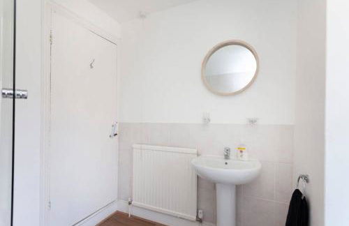 Charming 2-Bedroom House Ibstock, Leicester - Foto 5