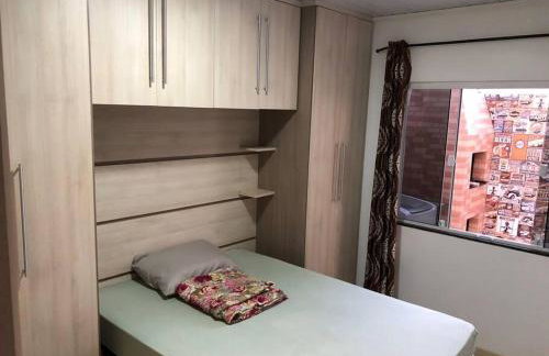 Casa com AR COND. em todos os comodos mobiliada - Photo 3