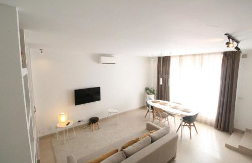 Del Parque Flats Constancia Duplex - Photo 2