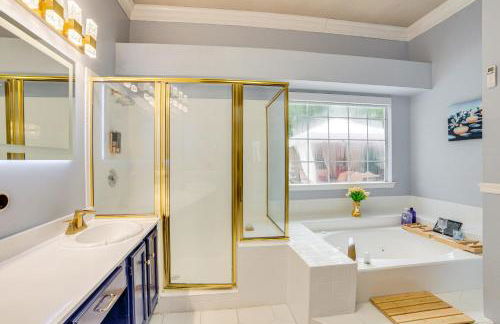 Lake-View Rowlett Escape with Fire Pit and Games! - Foto 19