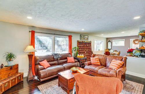 Spacious and Family Friendly! Lincoln Home Near Dtwn - Foto 6