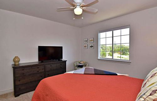 Dreamy Dripping Springs Near Parks, Hiking & More! - Foto 40