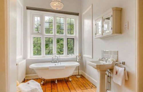 Hodroyd Hall - Foto 16