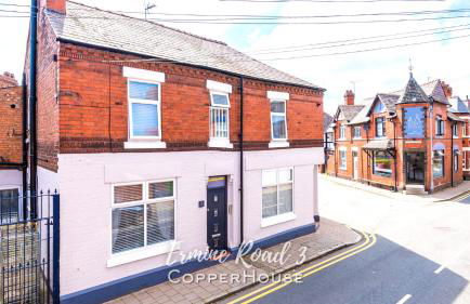 Designer apartments for City Breaks in Chester - Photo 37