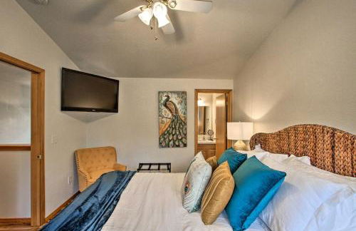 The Peacock House - Waterfront Home with Hot Tub! - Foto 33