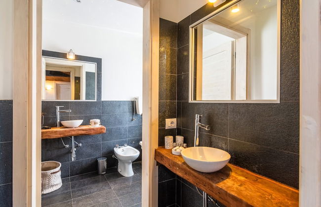 Beautiful Apartment in Sestino With Garden - Photo 41