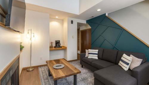 Soulard River-View Loft - 2 King BR - Parking - Foto 5