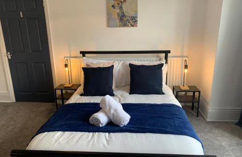 Windsor 4 - Spacious beautiful 4 bdrm maisonette nr Ncle free wifi free parking - Foto 16