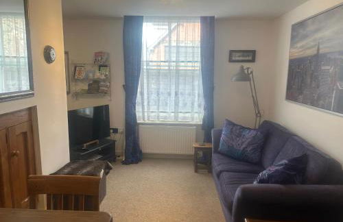 Flat G, 8 Castle Street - Photo 3