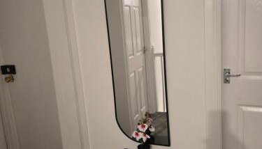 Conyngham Villa, Luxury Detached House, 6 Beds, 4BR,Large garden, Parking - Sleeps 8 - Foto 4