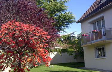 Grand appartement dans villa avec parking quartier résidentiel - Foto 7