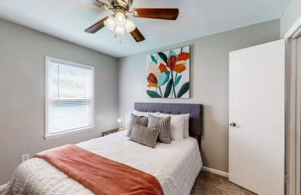 stylish townhome, sleeps 8, pet friendly - Foto 26