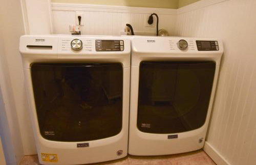 Gorgeous Traditional Home Modern Amenities Downtown Harwichport - Foto 41