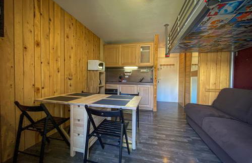 Studio balcon vue Alpes pistes de ski à 5 min - Foto 7