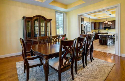 Inviting Connellsville Getaway with Deck! - Foto 7