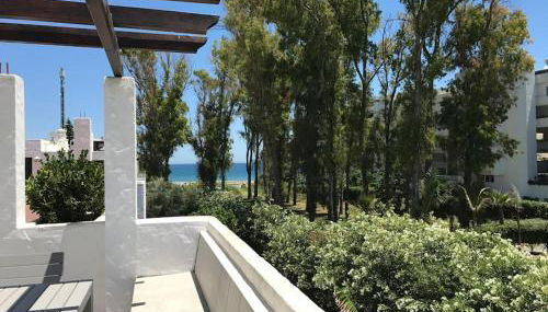 Beach Townhouse - Photo 4